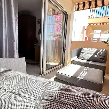 Sm530-a21 4 Couchages Maxime Parking Et Piscine Apartmán